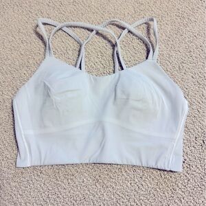 - SIZE 6 like a cloud bra